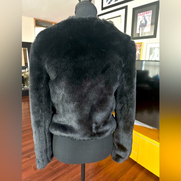 Faux fur black jacket - Picture 2 of 5
